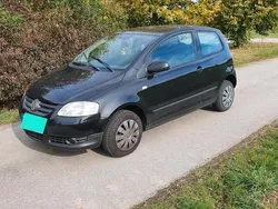 Schwarz Gebraucht 2007 VW Fox Kleinwagen | 1.250 € (Fairer Preis)