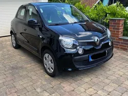 Schwarz Gebraucht 2016 Renault Twingo Life Kleinwagen | 5.400 € (Fairer Preis)