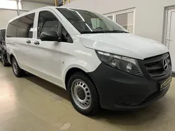 Weiß arktikweiß Gebraucht 2019 Mercedes Vito Van / Kleinbus | 28.990 € (Fairer Preis)