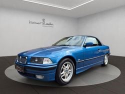 Blau Gebraucht 1997 BMW 318 Cabriolet Comfort Edition Cabrio | 4.318 € (Guter Preis)