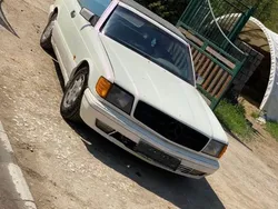 Weiß Gebraucht 1984 Mercedes 560 Cabrio | 60.000 €