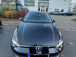 Schwarz Gebraucht 2022 VW Golf VIII Active Limousine | 22.999 € (Fairer Preis)