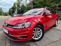 Rot Gebraucht 2017 VW Golf VII Comfortline Kombi | 10.999 € (Guter Preis)