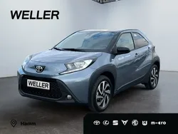 Grau Gebraucht 2025 Toyota Aygo Kleinwagen | 18.480 € (Teuer)
