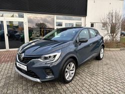 Blau Gebraucht 2023 Renault Captur Equilibre SUV | 18.998 € (Fairer Preis)