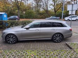 Beige Gebraucht 2022 Mercedes E300 Exclusive Kombi | 38.000 € (Fairer Preis)