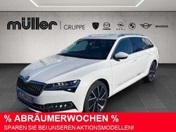 Weiß Gebraucht 2024 Skoda Superb Style Kombi | 37.990 € (Etwas zu teuer)