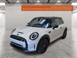 Weiß Gebraucht 2022 Mini Cooper SE Kleinwagen | 19.690 € (Etwas zu teuer)