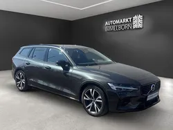 Grau Gebraucht 2021 Volvo V60 R-Design Kombi | 29.950 € (Superpreis)