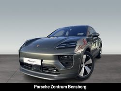Grün Gebraucht 2025 Porsche Macan 4 Electric SUV | 79.900 €