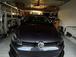 Grau Gebraucht 2016 VW Golf VII LOUNGE Limousine | 13.000 € (Fairer Preis)