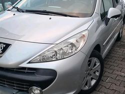 Silber Gebraucht 2008 Peugeot 207 Sport Limousine | 2.000 € (Fairer Preis)