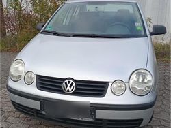 Grau Gebraucht 2004 VW Polo Limousine | 699 € (Fairer Preis)