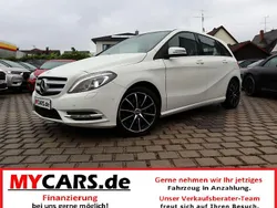 Weiß Gebraucht 2014 Mercedes B200 Van / Kleinbus | 11.666 € (Fairer Preis)