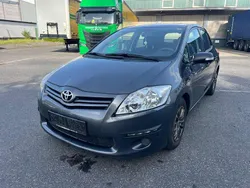 Grau Gebraucht 2011 Toyota Auris Edition Limousine | 3.700 € (Guter Preis)