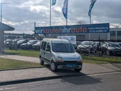 Silber Gebraucht 2002 Renault Kangoo Authentique Van / Kleinbus | 7.699 €