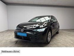 Grenadillschwarz Gebraucht 2025 VW Golf VIII Life Limousine | 26.950 € (Etwas zu teuer)