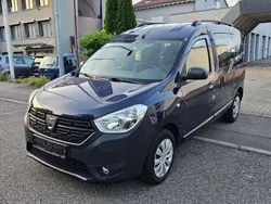 Blau Gebraucht 2018 Dacia Dokker Ambiance Van | 5.490 € (Fairer Preis)