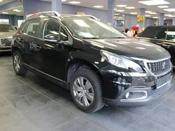 Schwarz Gebraucht 2017 Peugeot 2008 Active SUV | 7.980 € (Fairer Preis)