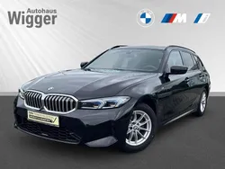 Schwarz Gebraucht 2024 BMW 320 M Sport Kombi | 42.900 € (Fairer Preis)