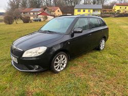Schwarz Gebraucht 2014 Skoda Fabia Best of Kombi | 5.990 € (Fairer Preis)