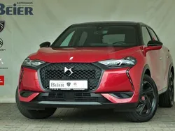 Rot (rubirotmetallic) Gebraucht 2021 DS Automobiles DS3 Crossback E-Tense Performance Line Plus SUV | 17.980 € (Fairer Preis)