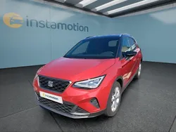 Rot Gebraucht 2023 Seat Arona SUV | 22.449 € (Fairer Preis)
