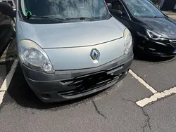 Silber Gebraucht 2011 Renault Kangoo Luxe Van / Kleinbus | 2.500 € (Superpreis)