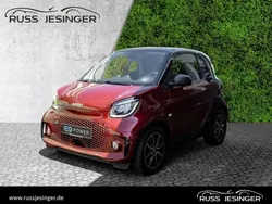 Rot Gebraucht 2024 Smart ForTwo Electric Drive Exclusive Kleinwagen | 15.680 € (Fairer Preis)