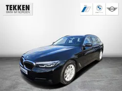 Black sapphire metallic Gebraucht 2023 BMW 520 Kombi | 37.290 € (Guter Preis)
