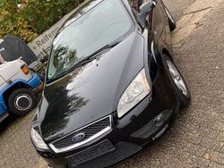 Schwarz Gebraucht 2008 Ford Focus Cabriolet Trend Cabrio | 2.650 € (Guter Preis)