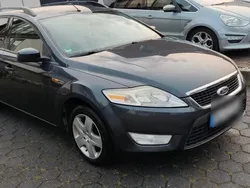 Grau Gebraucht 2008 Ford Mondeo Kombi | 3.500 € (Fairer Preis)