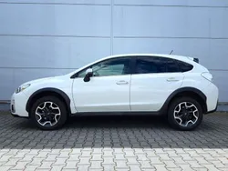 Weiß Gebraucht 2016 Subaru XV Comfort SUV | 7.900 € (Fairer Preis)