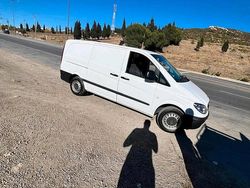 Weiß Gebraucht 2007 Mercedes Vito Van / Kleinbus | 5.200 € (Etwas zu teuer)