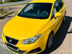 Gelb Gebraucht 2008 Seat Ibiza Style Limousine | 3.150 € (Fairer Preis)