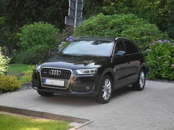 Schwarz Gebraucht 2012 Audi Q3 Design SUV | 13.000 € (Guter Preis)