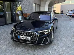 Blau Gebraucht 2023 Audi A8 Ambiente Limousine | 55.900 € (Guter Preis)