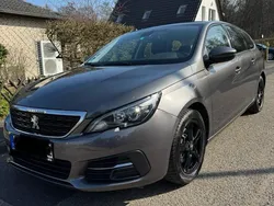 Grau Gebraucht 2020 Peugeot 308 Access Kombi | 9.900 € (Fairer Preis)