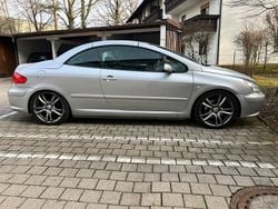 Grau Gebraucht 2004 Peugeot 307 CC Cabrio | 1.200 €