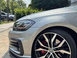 Grau Gebraucht 2018 VW Golf VII GTI Kleinwagen | 28.499 € (Teuer)