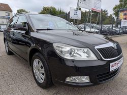 Schwarz Gebraucht 2011 Skoda Octavia Ambiente Kombi | 5.599 € (Fairer Preis)