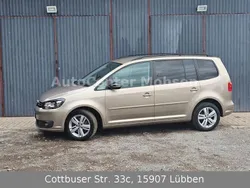 Beige Gebraucht 2012 VW Touran Match Van / Kleinbus | 13.480 € (Teuer)