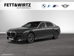 Sophistograu brillanteffekt Gebraucht 2023 BMW 750e Limousine | 84.888 € (Guter Preis)