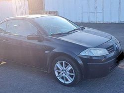 Schwarz Gebraucht 2004 Renault Mégane Cabriolet Authentique Cabrio | 1.500 € (Fairer Preis)