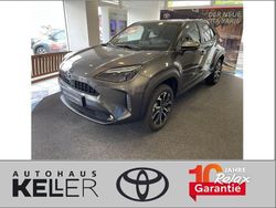Marlingrau metallic Gebraucht 2023 Toyota Yaris Cross Team SUV | 24.440 € (Fairer Preis)