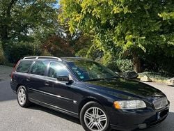 Schwarz Gebraucht 2006 Volvo V70 Momentum Kombi | 2.700 € (Guter Preis)