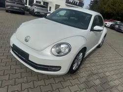 Weiß Gebraucht 2012 VW Beetle Design Limousine | 10.950 € (Fairer Preis)