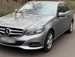 Grau Gebraucht 2013 Mercedes E250 Limousine | 17.000 € (Etwas zu teuer)