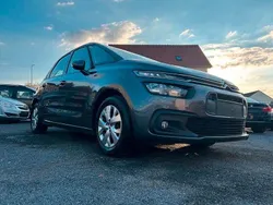Grau Gebraucht 2018 Citroën C4 SpaceTourer Business Class Van / Kleinbus | 8.990 € (Superpreis)