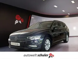 Deep black (metallic) Gebraucht 2023 VW Passat Business Kombi | 22.150 € (Fairer Preis)